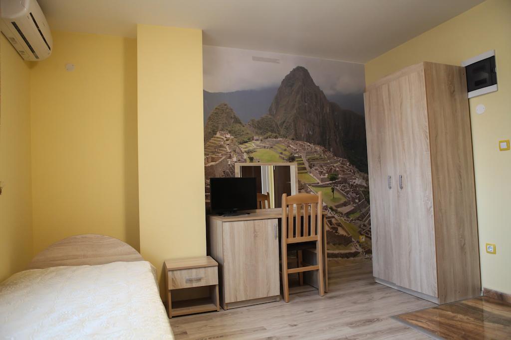 Meatsa Hotel Kŭrdzhali Chambre photo