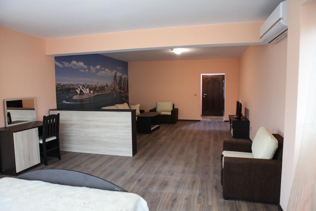 Meatsa Hotel Kŭrdzhali Chambre photo