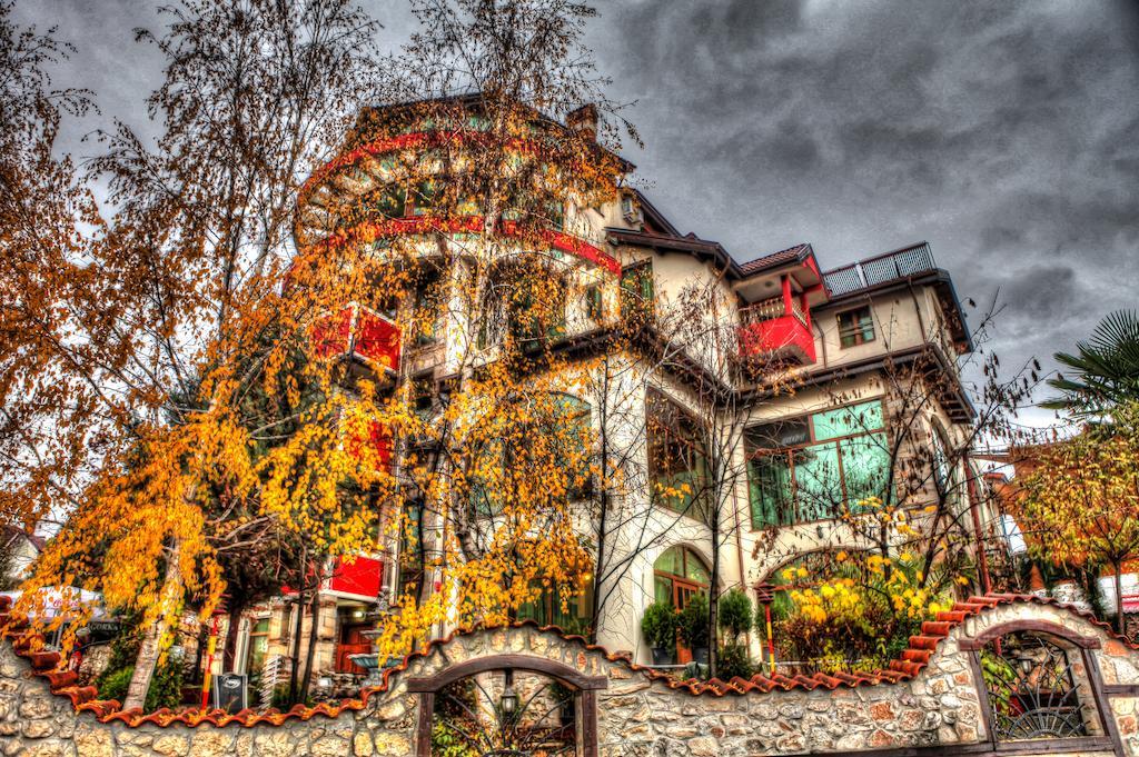 Meatsa Hotel Kŭrdzhali Extérieur photo
